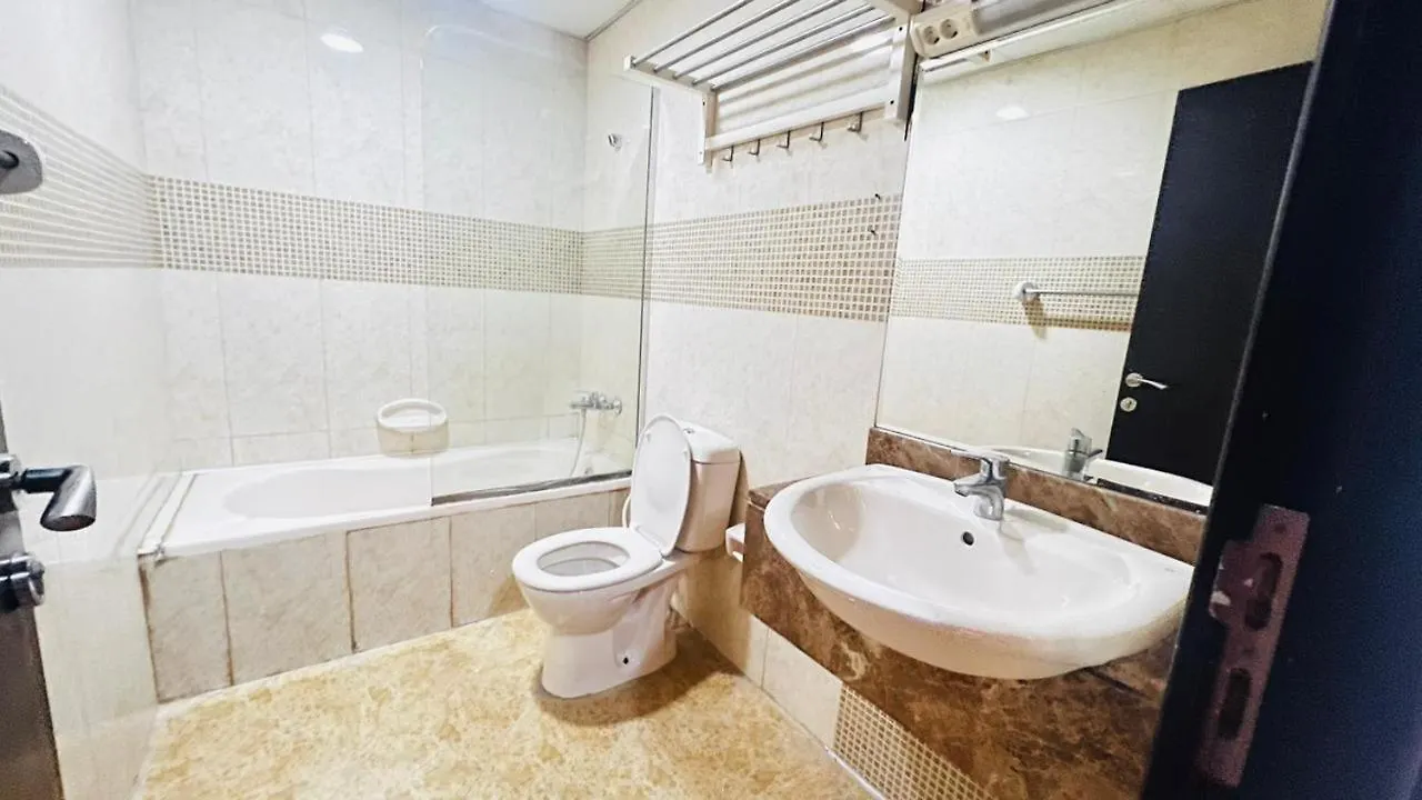 Strips Partition Room Al Barsha 1 Near Moe Metro Dubai 0*,