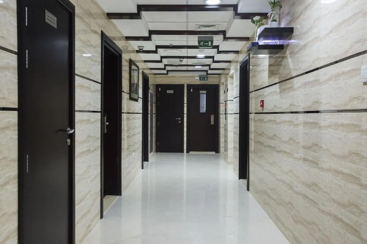 Strips Partition Room Al Barsha 1 Near Moe Metro Dubai 0*,