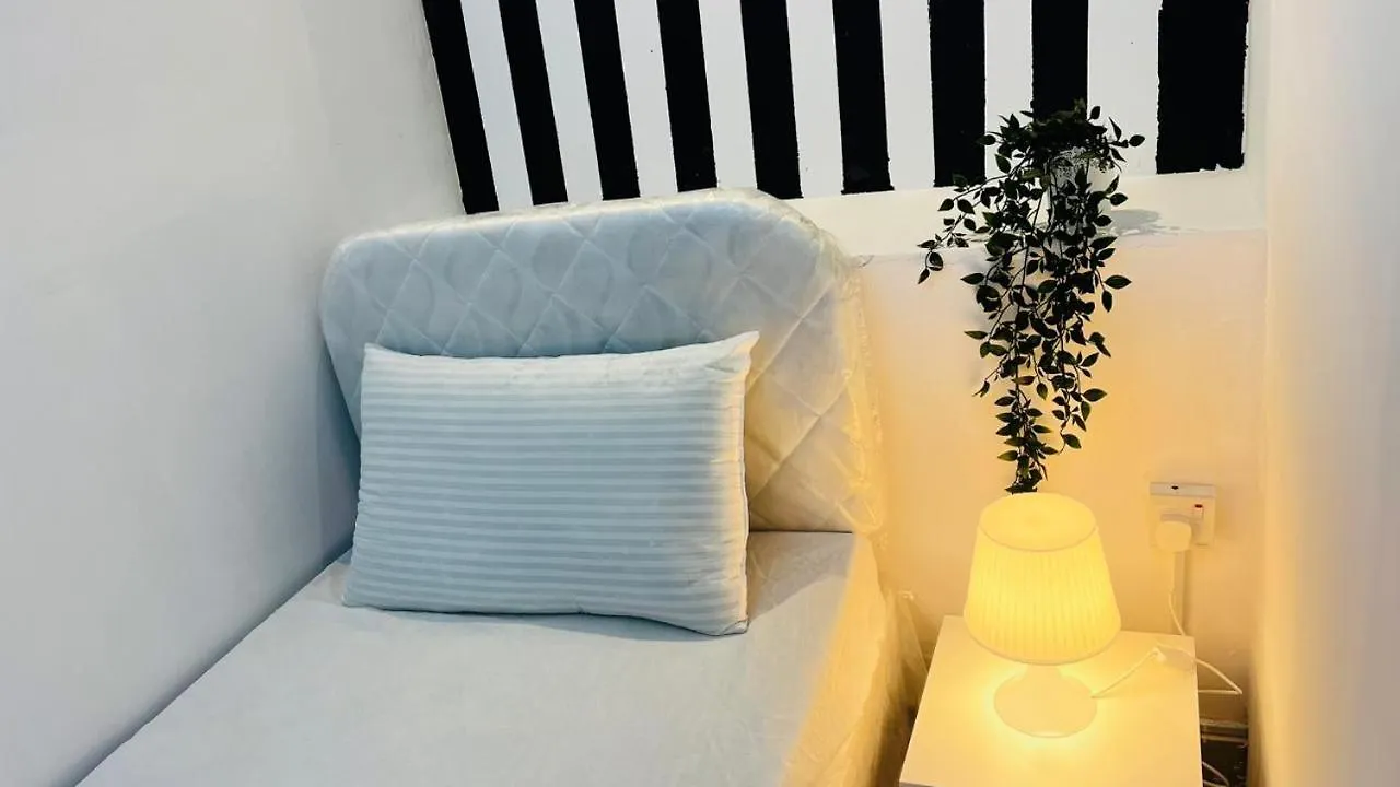 Strips Partition Room Al Barsha 1 Near Moe Metro Dubai Homestay